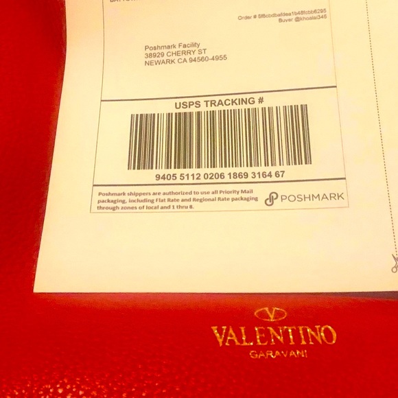 ⭐️⭐️Authenticated By Poshmark🌟 - Picture 14 of 14